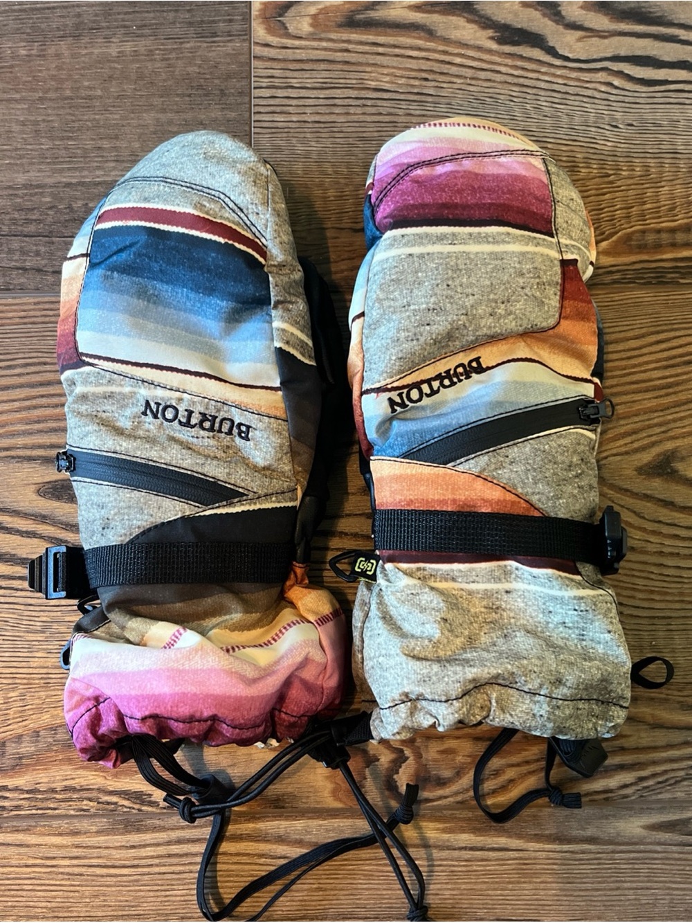 Burton WB Gore mitt GORE-TEX Waterproof Ski Mittens - Size Medium